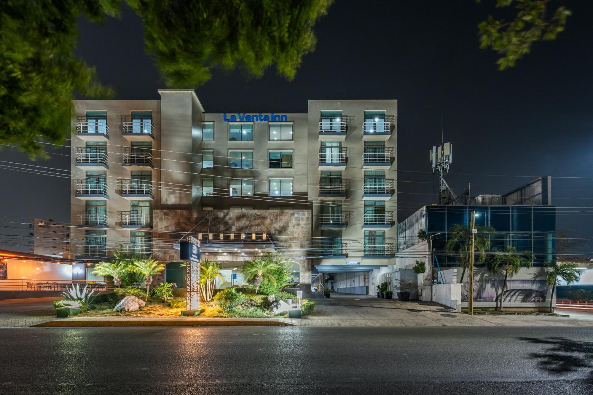 Hotel La Venta Inn Villahermosa Extérieur photo